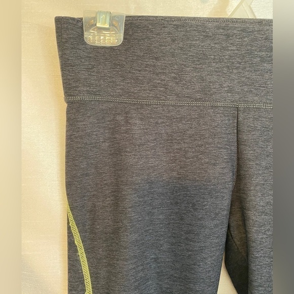 Victoria's Secret Pink  Yoga Pants Heathered Charcoal Ladies XSM - Picture 5 of 10